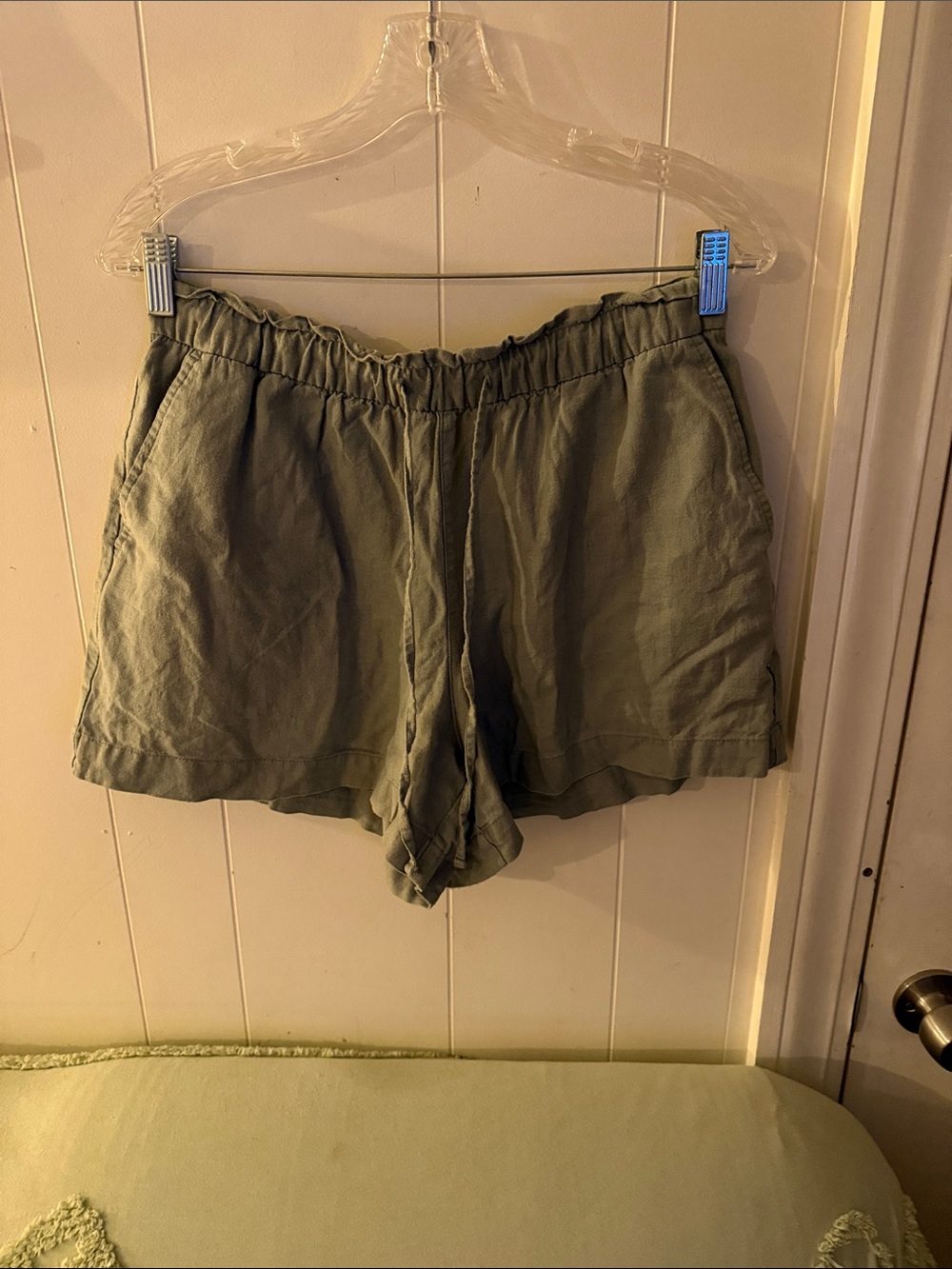 GAP Olive Elastic Linen Blend Shorts